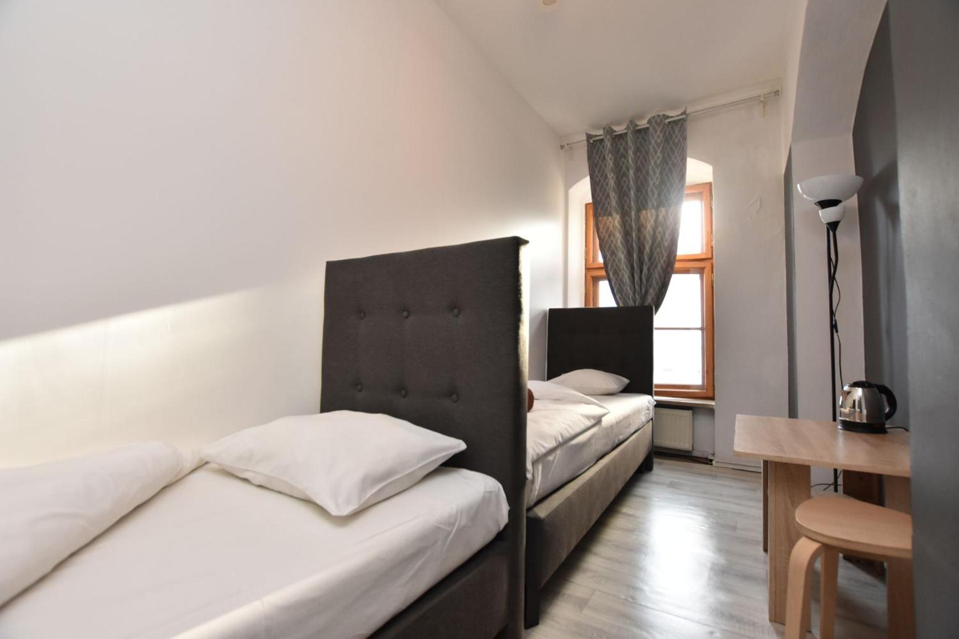 Dukes - Prywatne, Rynek Hostel Breslau