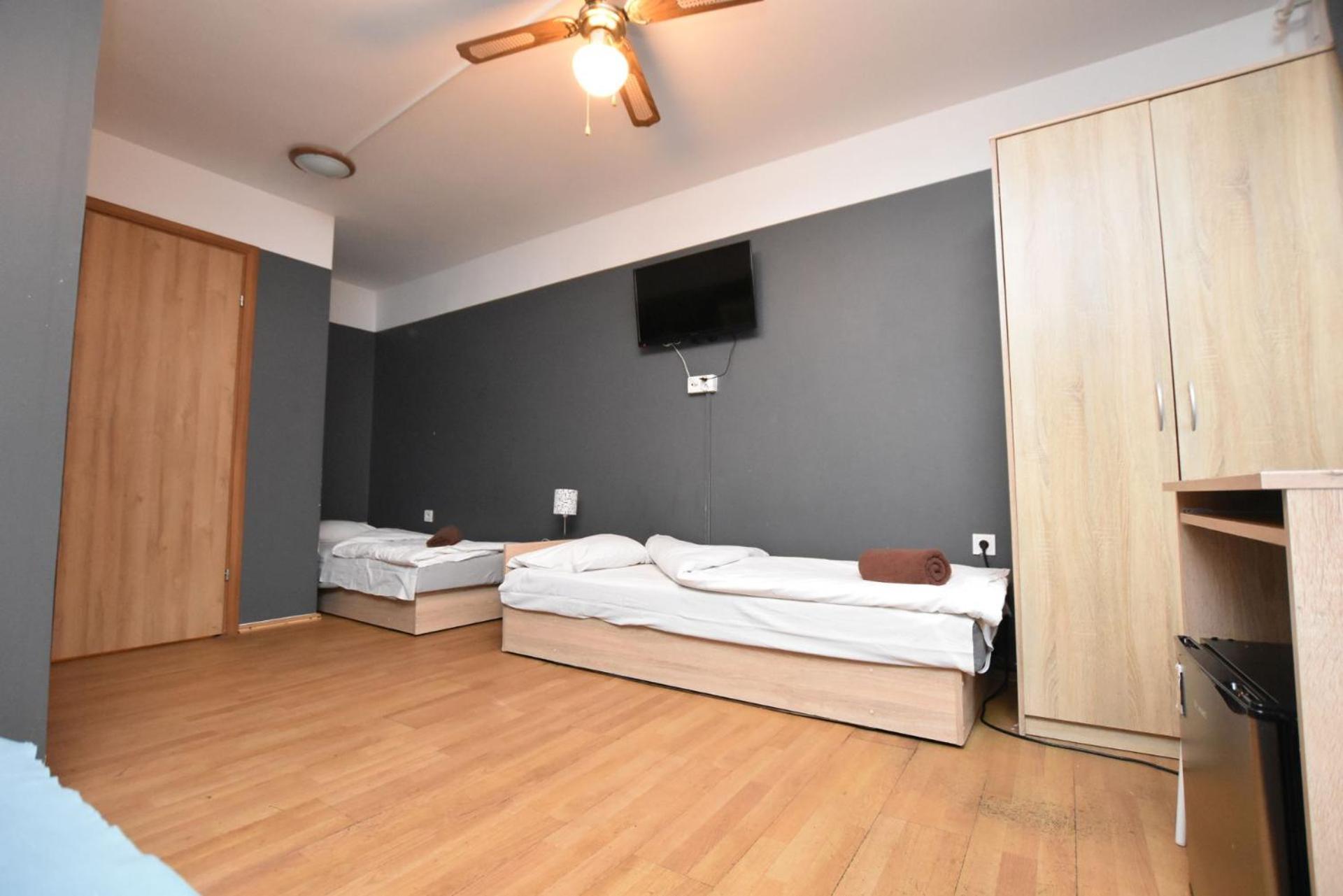Dukes - Prywatne, Rynek Hostel Breslau